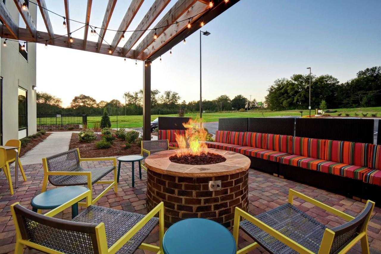 Home2 Suites By Hilton Lagrange Exterior foto